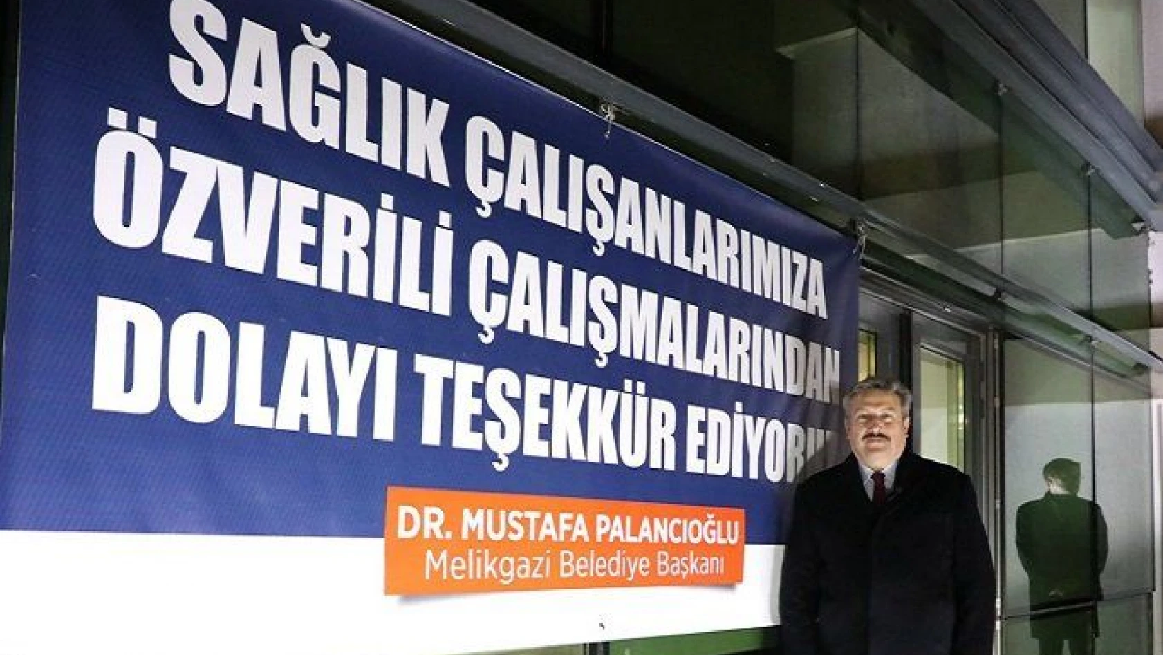 Palancıoğlu'ndan sağlık çalışanlarına destek