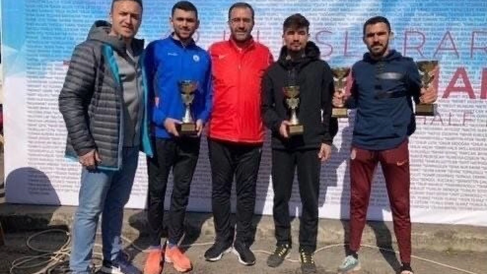 Uluslararası Trabzon Yarı Maratonundan 4 madalya ile döndüler