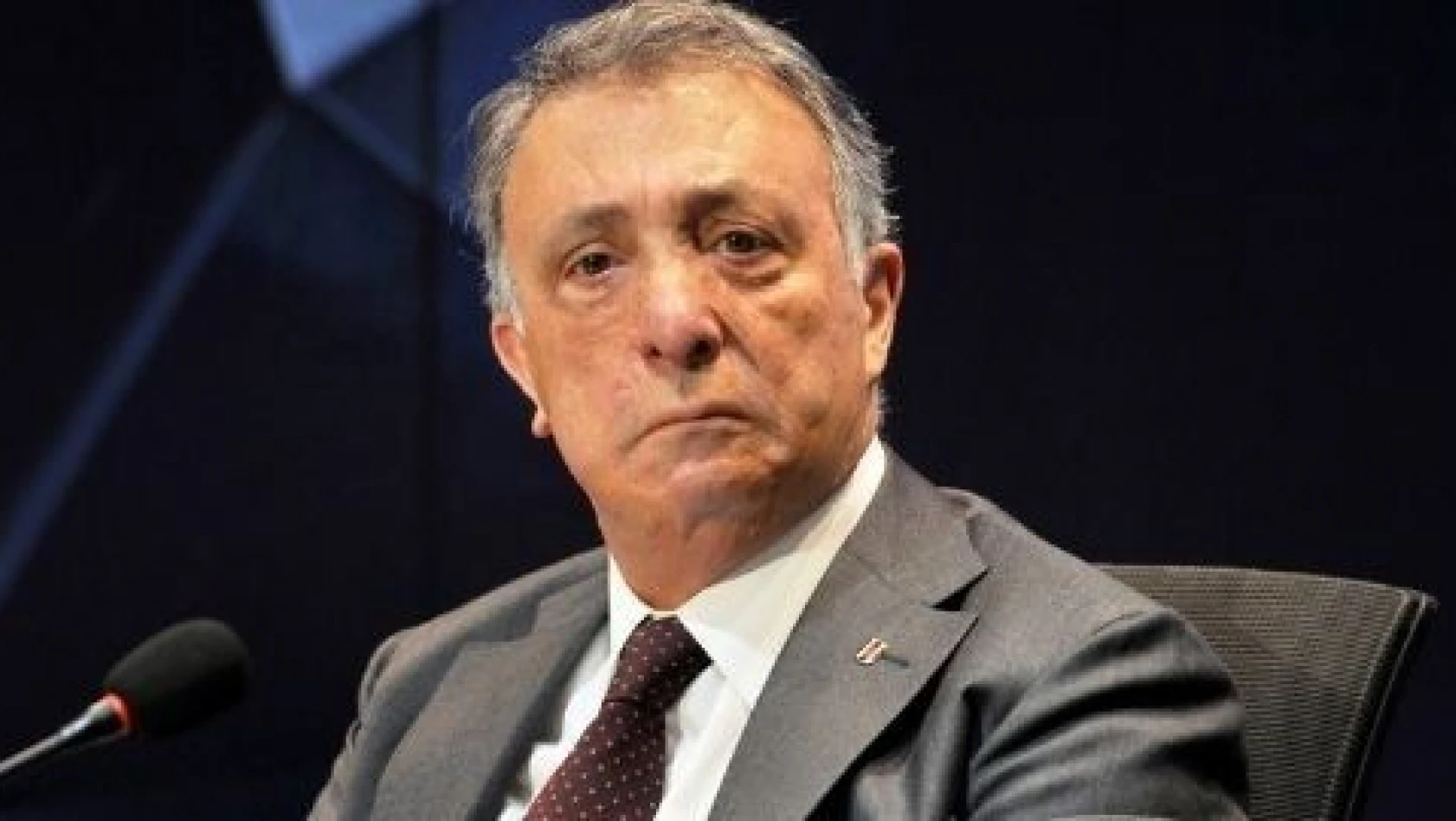 Ahmet Nur Çebi istifa etti