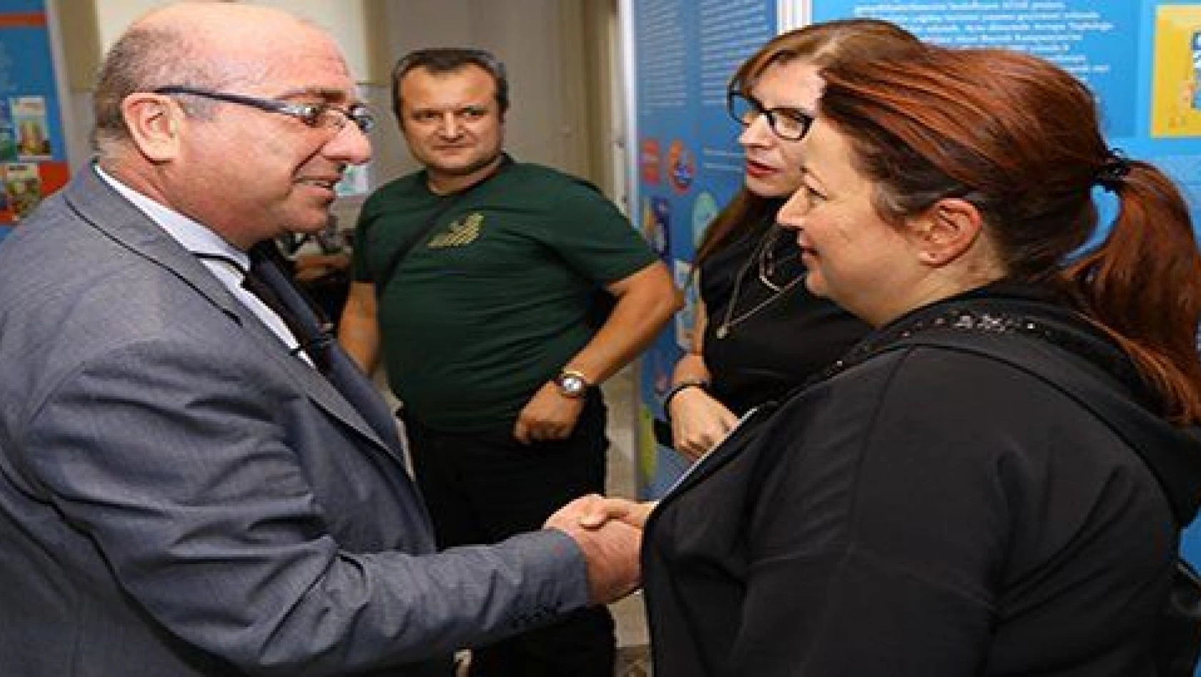 Kayseri Üniversitesi Rektörü Prof. Dr. Karamustafa tebrikleri toplu kabul etti