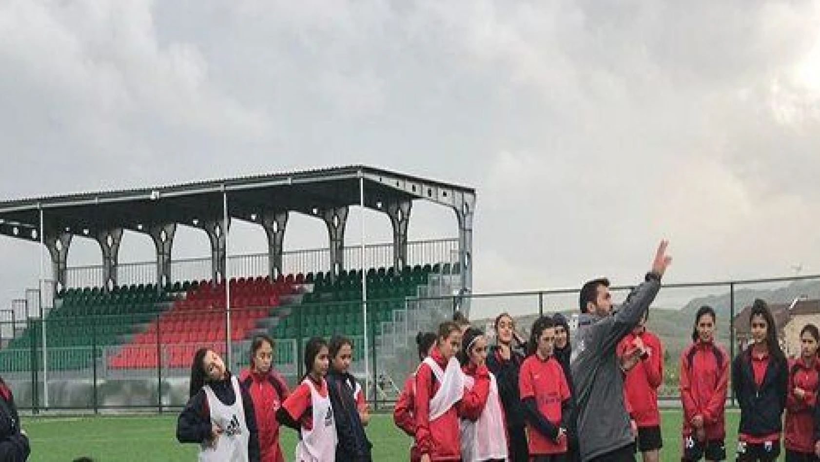 Kayseri Gençlerbirliği hedefini Türkiye şampiyonluğu olarak belirledi