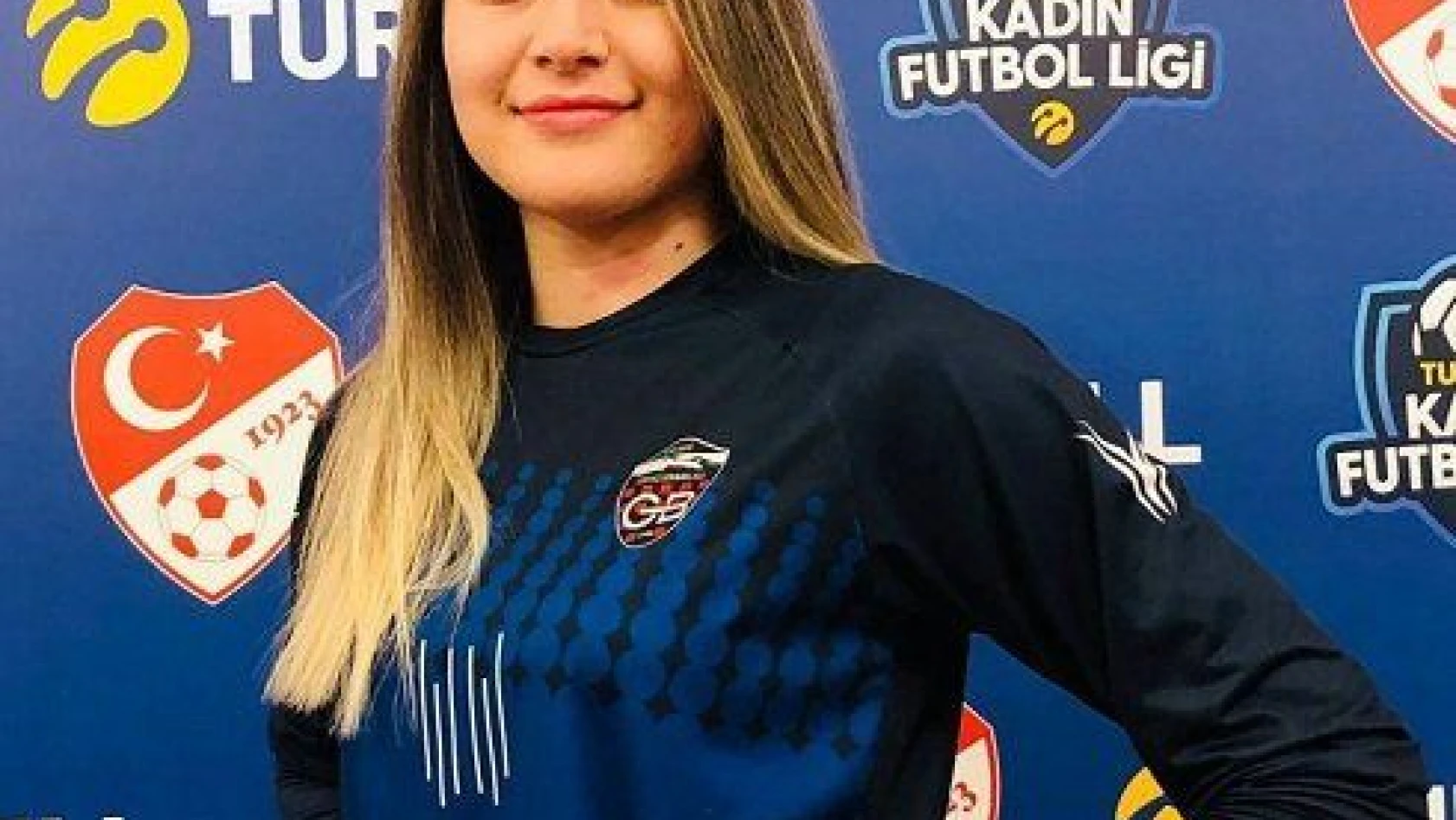 İrem Pehlivan, Kadın A Milli Futbol Takımı'na davet edildi