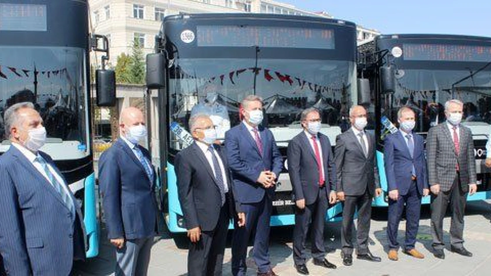 Kayseri Büyükşehir Belediyesi otobüs filosuna 24 yerli otobüs daha kattı