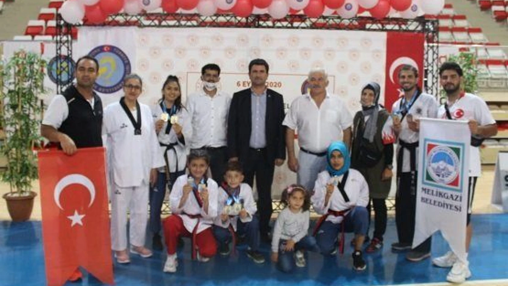 Melikgazi Belediyespor Türkiye Şampiyonu oldu