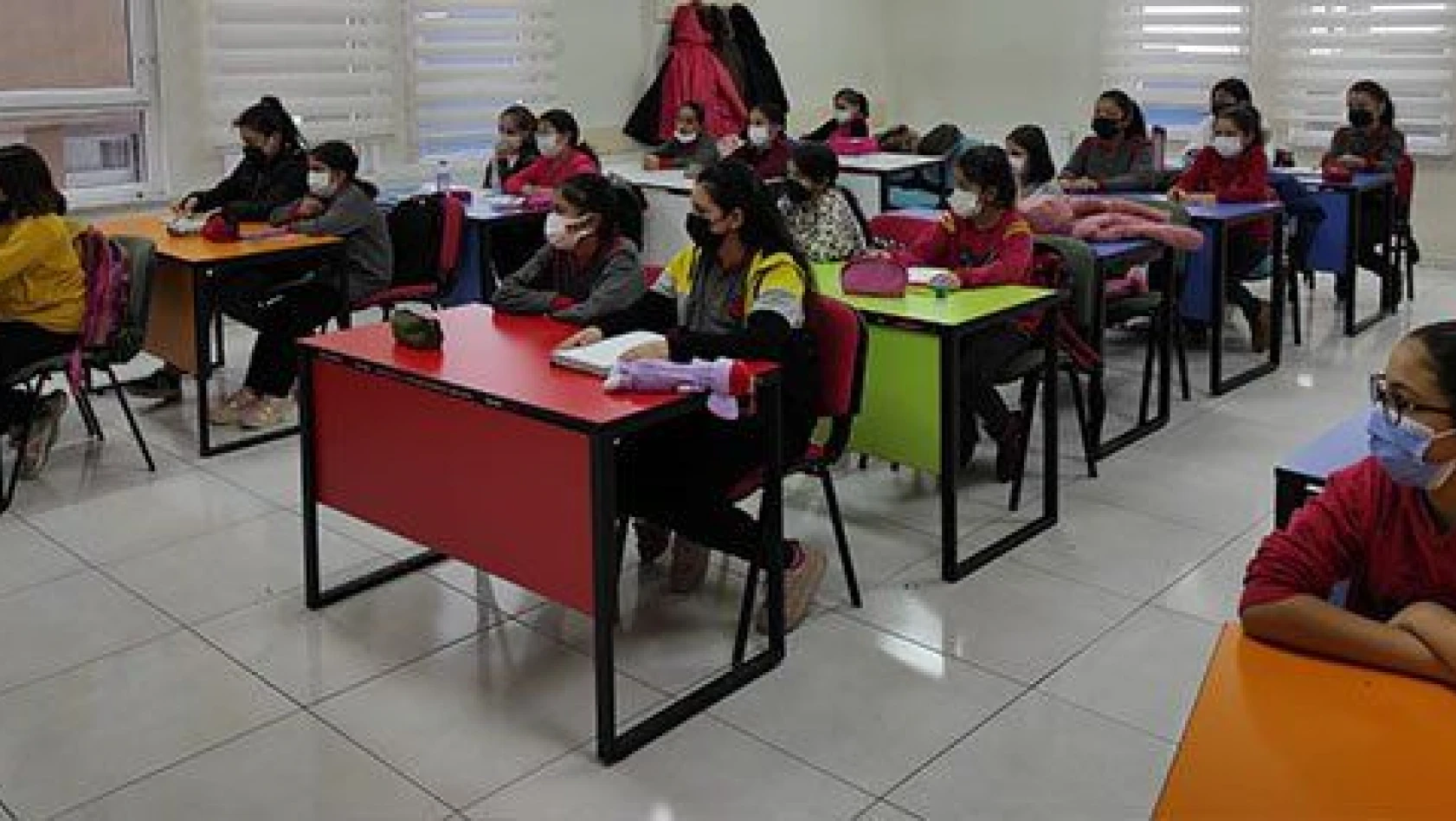 KAYMEK'ten LGS ve YKS hazırlık öğrencilerine deneme sınavı