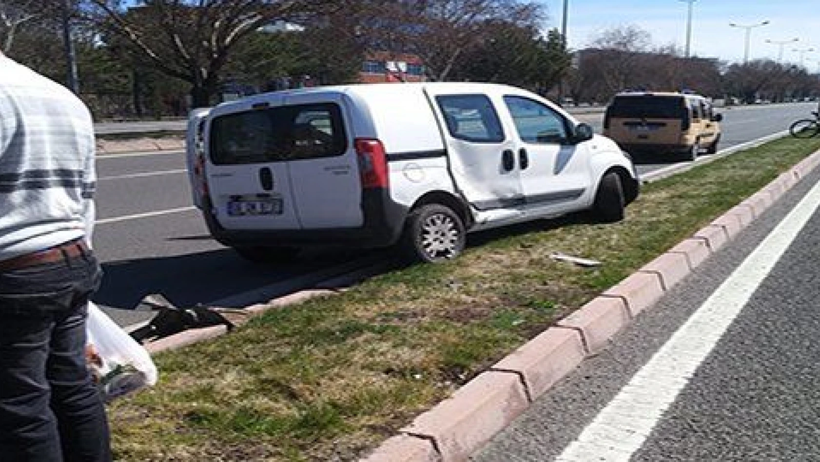 Kayseri'de Trafik Kazası: 2 yaralı 