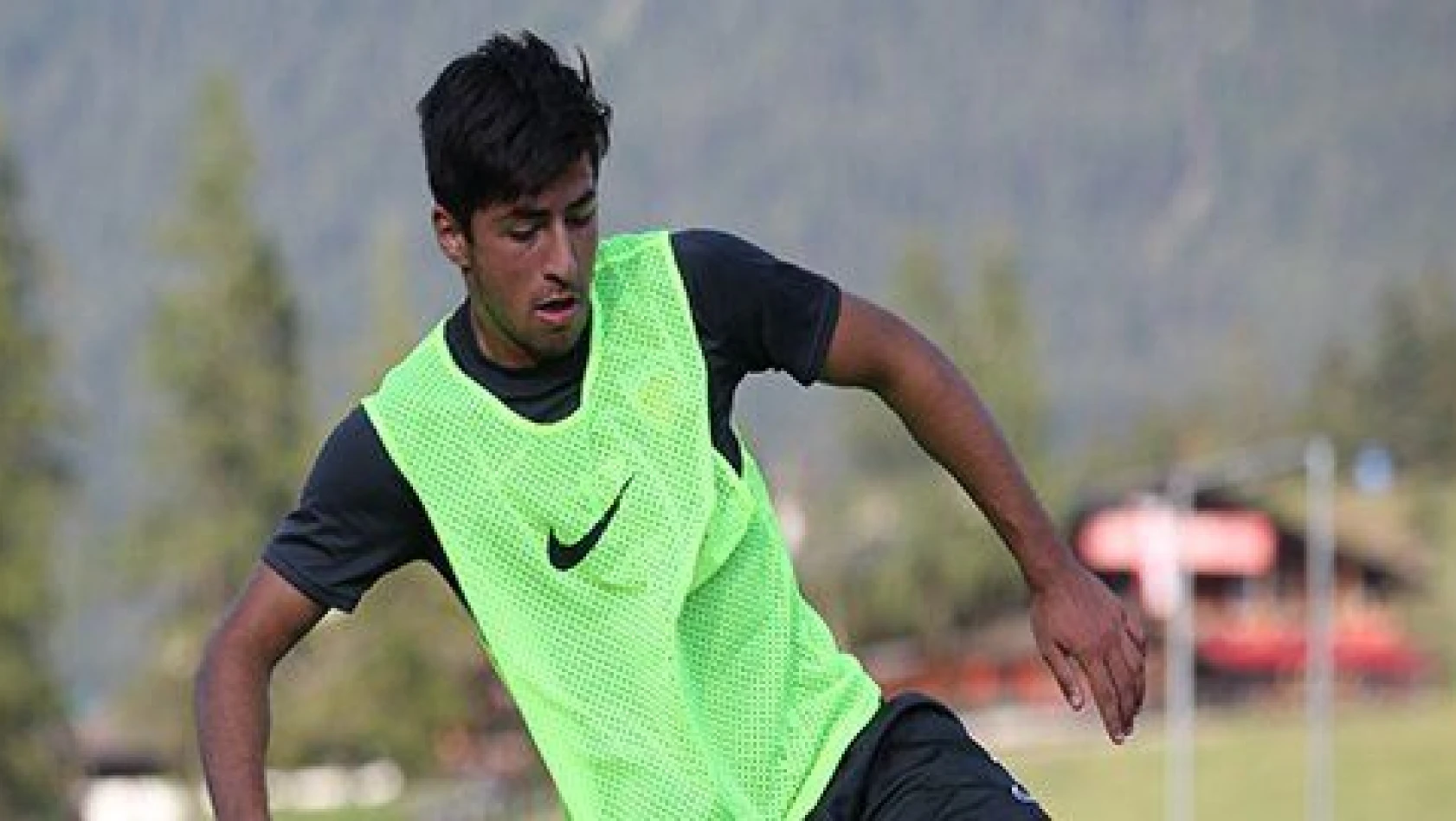 İstikbal Mobilya Kayserispor'da genç futbolcu Nurettin göz dolduruyor 