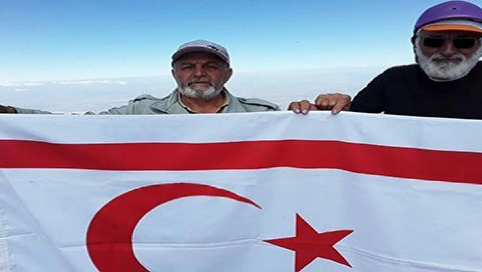 Dağcılar Kıbrıs Barış Harekatı Yıl Dönümünde Erciyes'e Tırmandı 