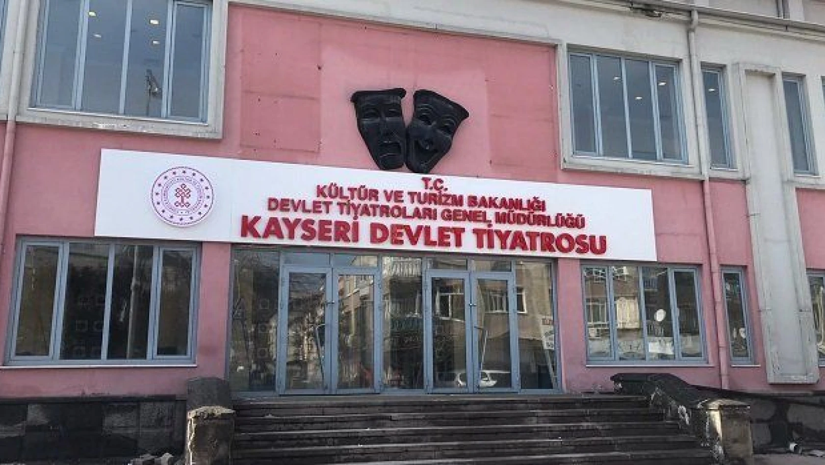 Kayseri Devlet Tiyatrosunun açılışı ertelendi