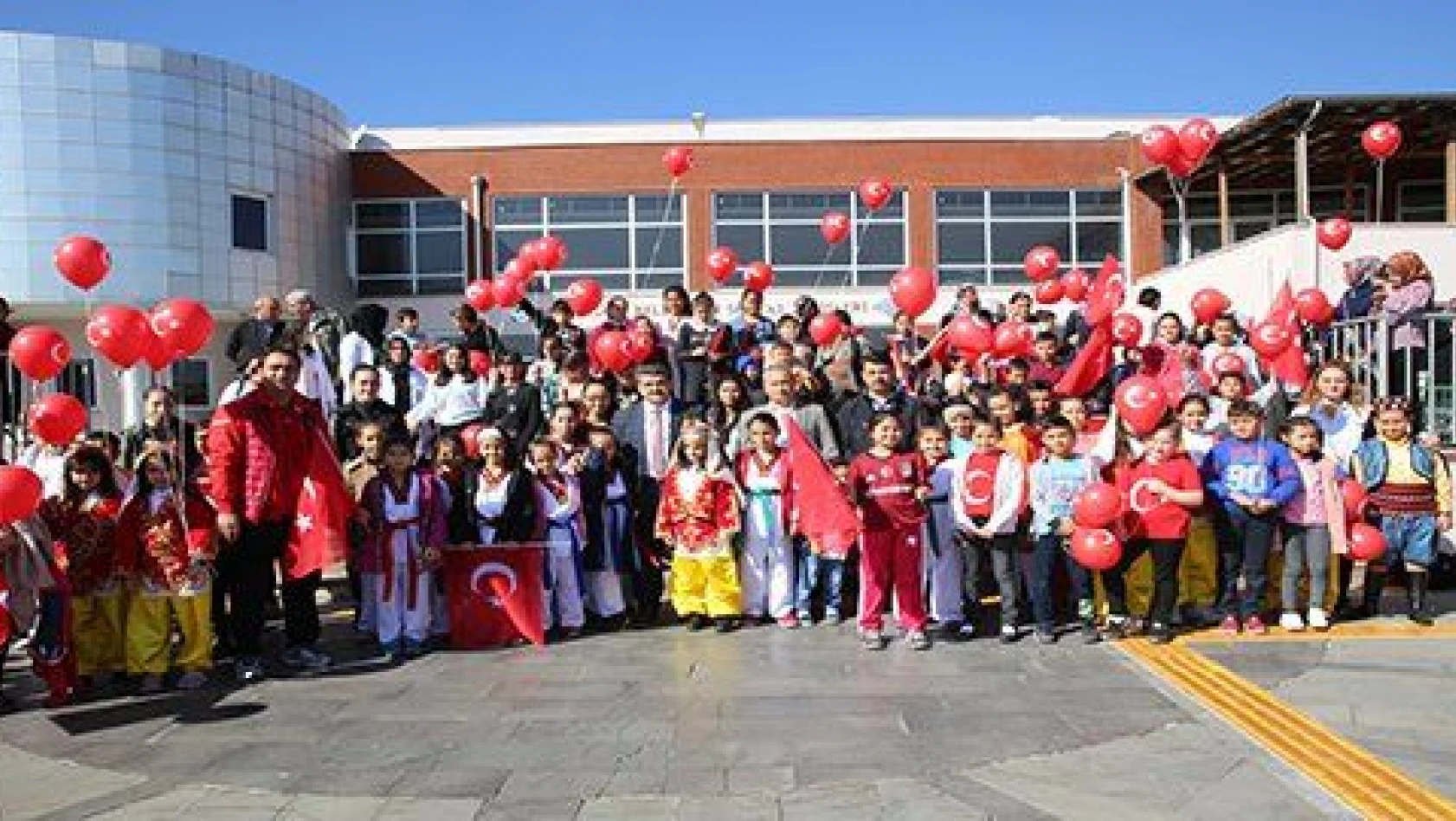 Çocuk Meclisi 29 Ekim Cumhuriyet Bayramını kutladı 
