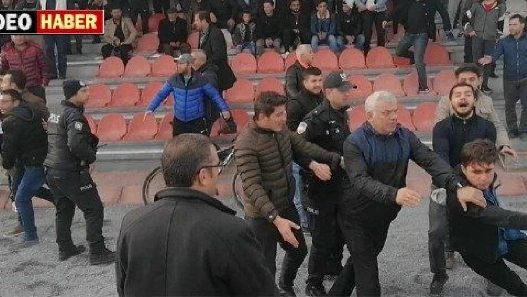 Gültepespor – Atletikspor maçında tribünler karıştı