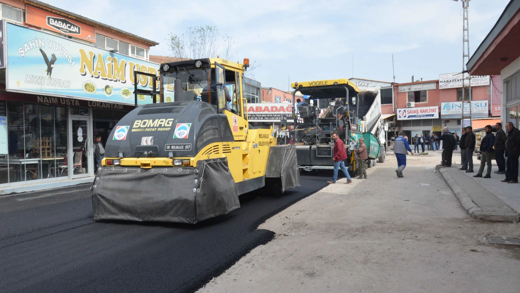 Nakliyeciler Sitesinde yol düzenleme ve asfalt çalışmaları başladı 