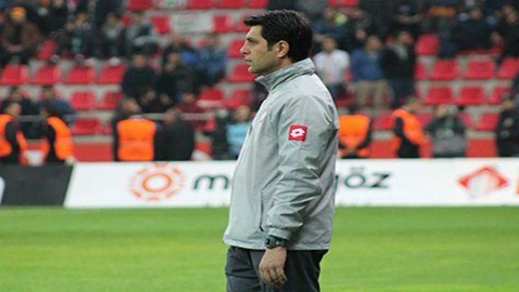 Mustafa Öğretmenoğlu ilk kez Kayserispor-Trabzonspor'un maçını yönetecek 