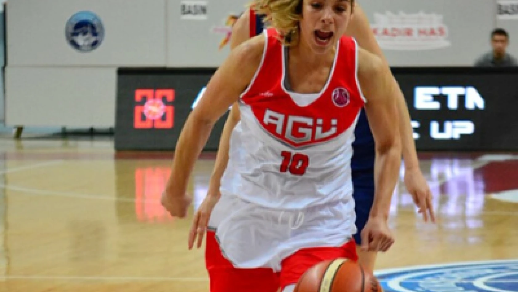 Bellona Kayseri Basketbol, Maja ile anlaştı