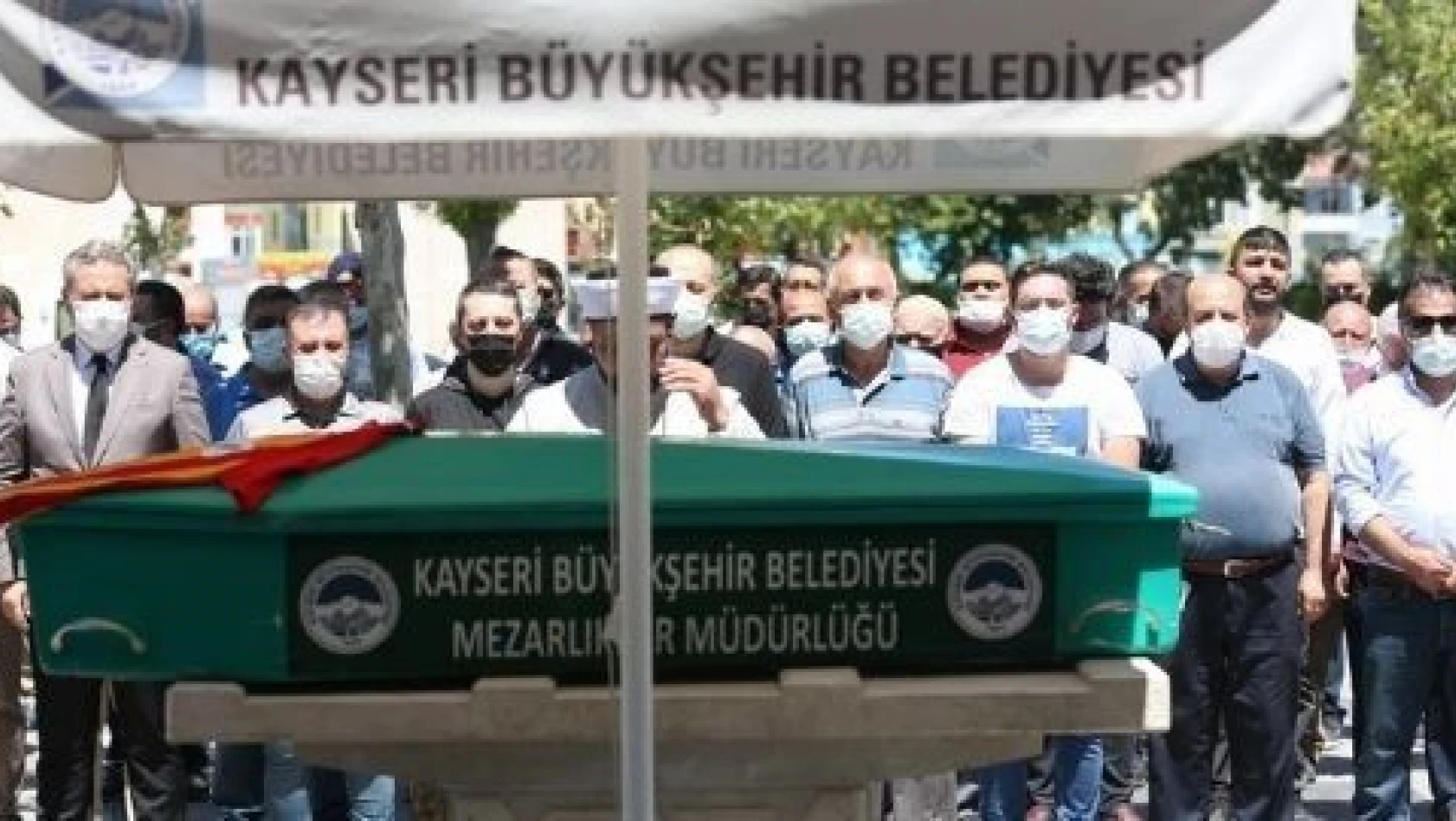 Usta gazeteci Süleyman Keskin son yolculuğuna uğurlandı