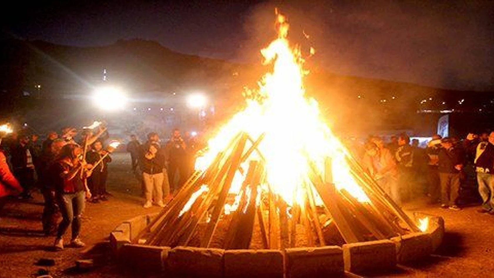 'Erciyes MotoFest' kamp ateşinin yanmasıyla başladı