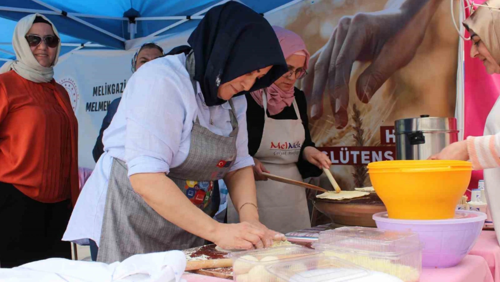 Kayseri Kalesi'nde Türk lezzetleri sunuluyor