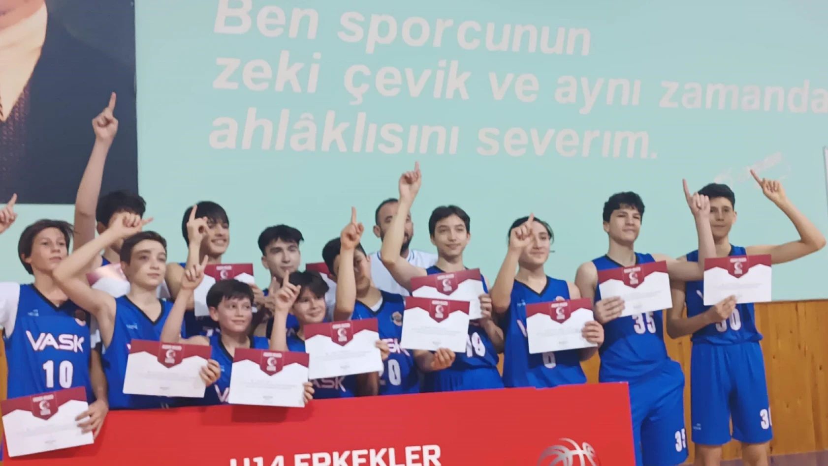 Kayseri Volkan Aksoy Adını Son 32 Takıma Yazdırdı