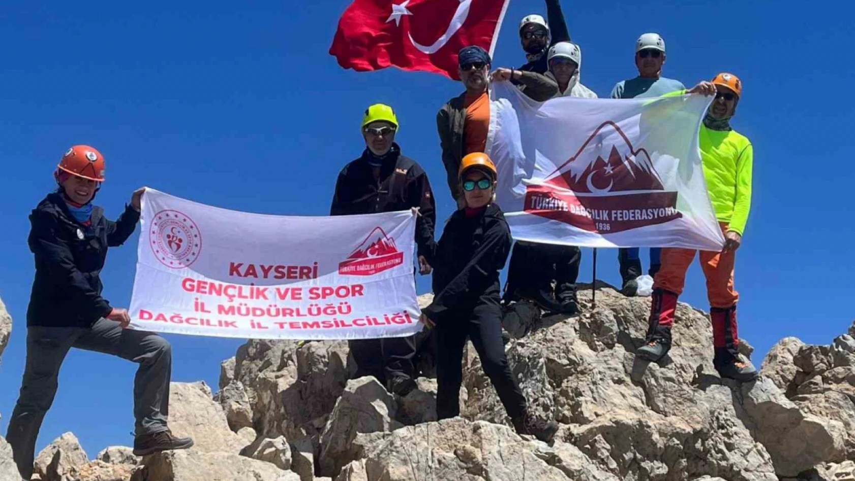 Kayserili Dağcılar, Munzur Dağı'na tırmandı