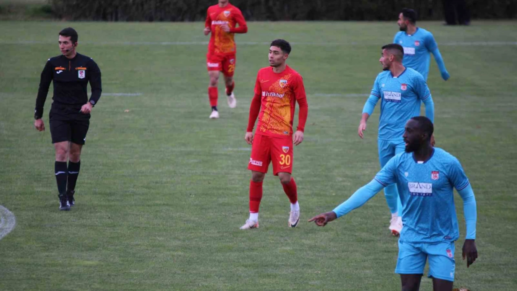 Kayserispor ile Sivasspor hazırlık maçında karşılaştı