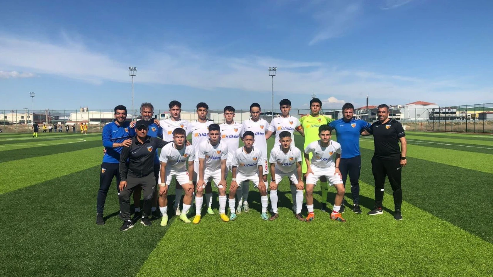 Kayserispor yarı finalde elendi (2-0)
