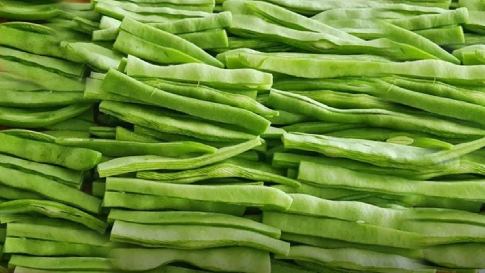 Lezzetli Bir Yeşil Fasulye Yemeği Tarifi - Pratik Tarifler - Türk Mutfağı