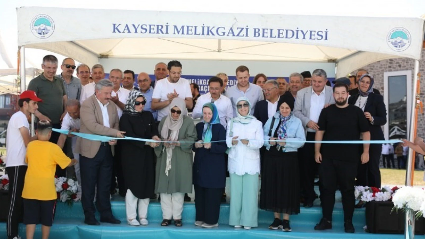 Kayseri'de Saçmacı Cami ibadete açıldı