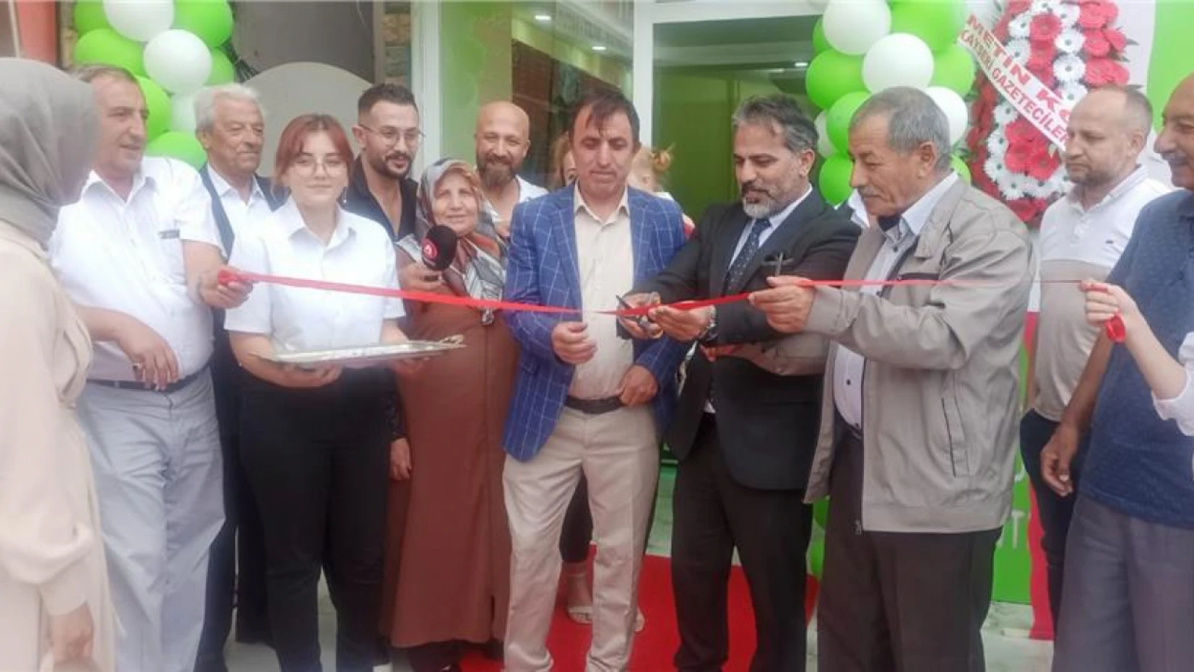 Nur Baklava ikinci şubesi Erciyesevler'de hizmete açıldı