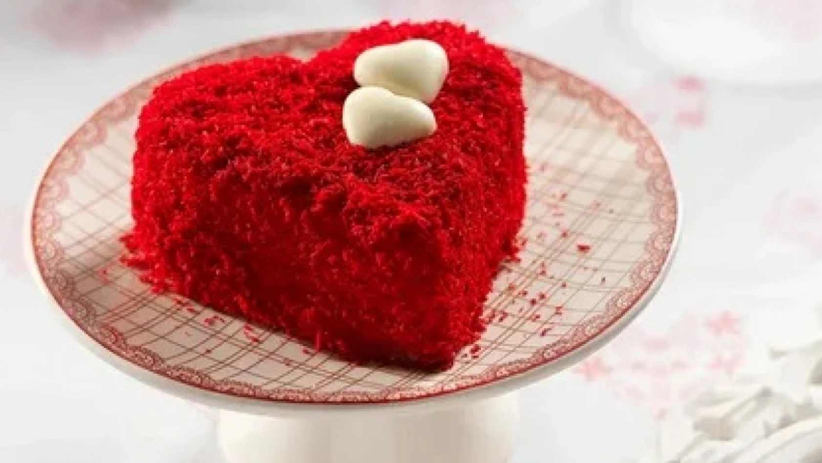 Sevgililer Günü'ne özel pasta tarifi – Red velvet pasta tarifi