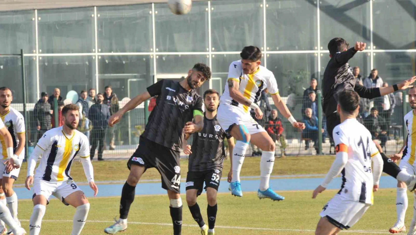 Talasgücü, Arguvanspor'u 3-0 mağlup etti