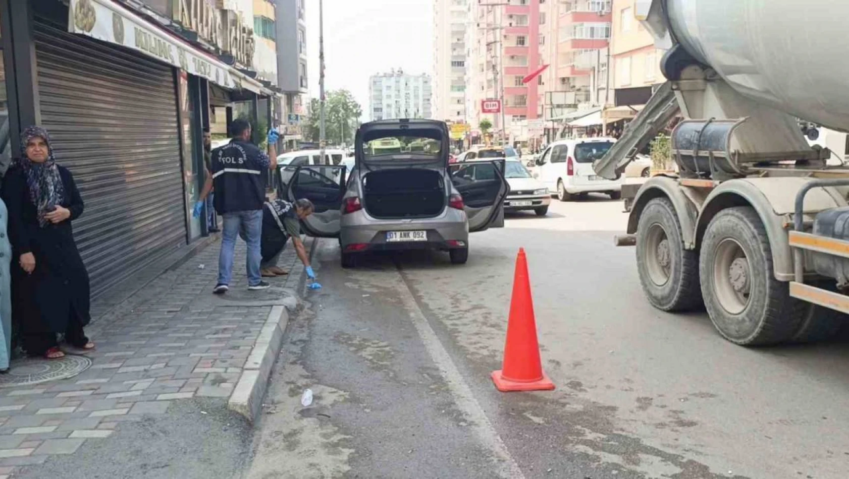 Adana'da İş Yerine Silahlı Saldırı!