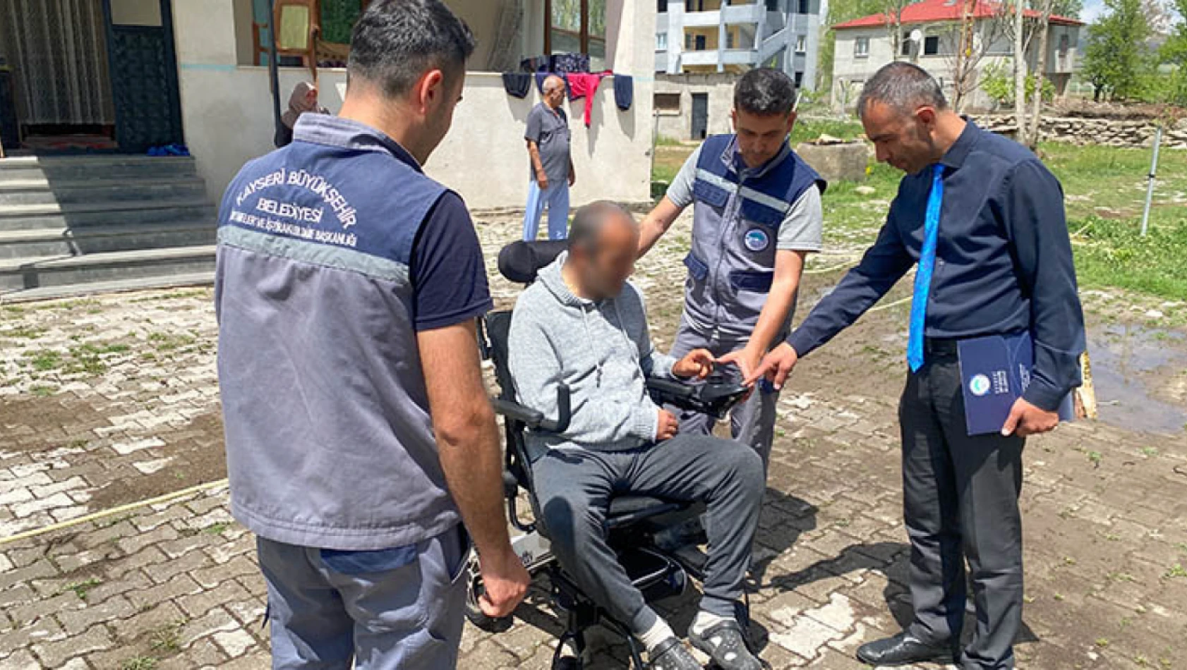 Akülü tekerlekli sandalye istedi - Anında talebi karşılandı!