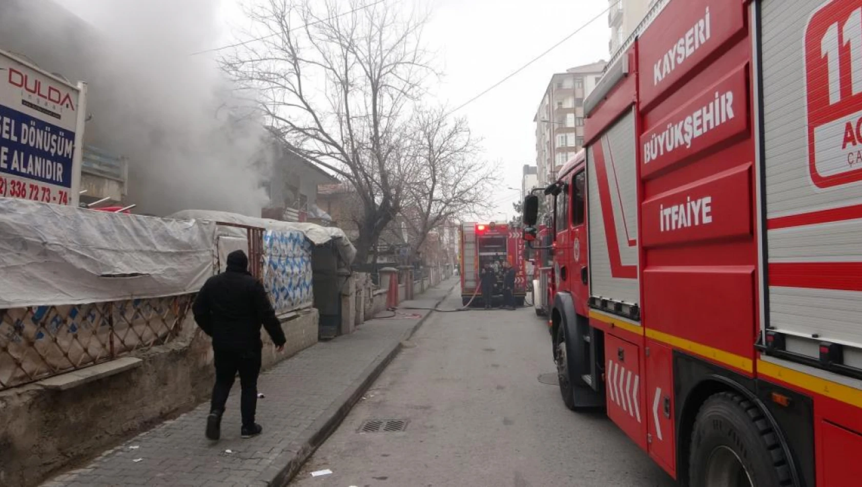 Aydınlıkevler Mahallesi'nde Yangın Çıktı!