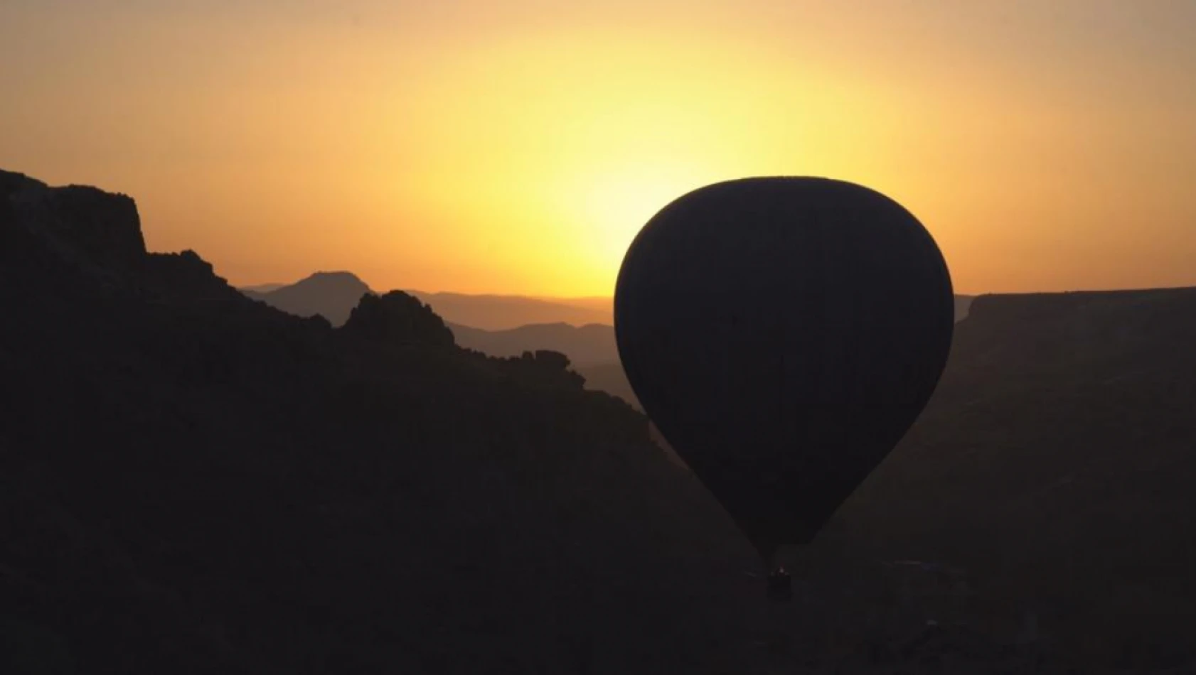 O mahalle, nüfusunun 430 katı turist ağırladı