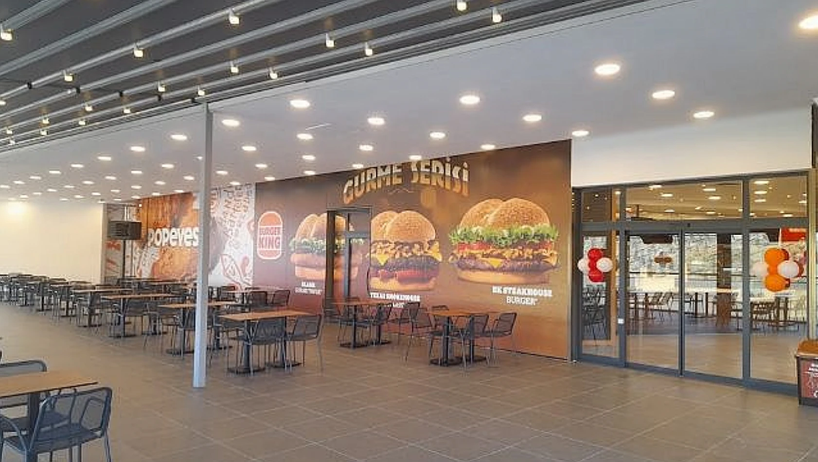 Burger King Türkiye'de İsmini Değiştirdi! Yeni İsimle Neler Değişti?