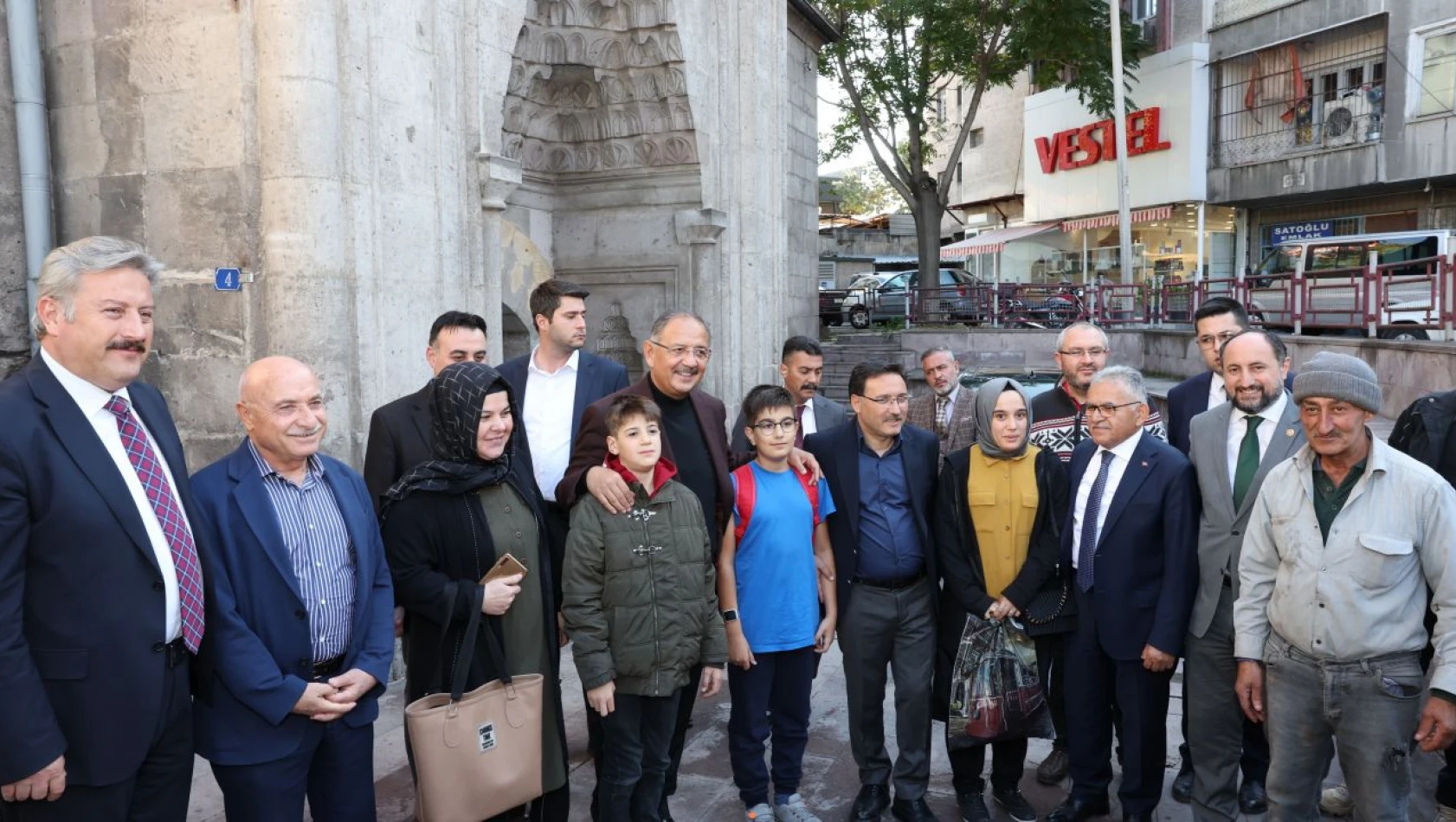 Büyükkılıç'tan Vali Çiçek ve Özhaseki ile birlikte turizm gezisi