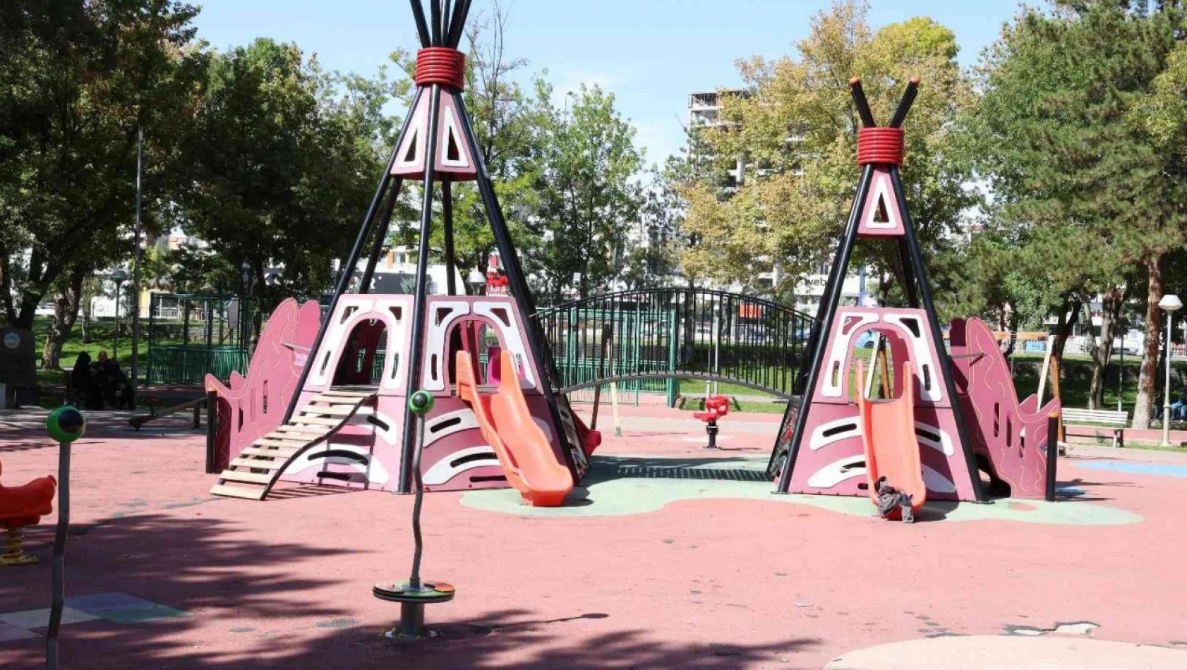 Büyükşehir'den çocuklara macera parkı