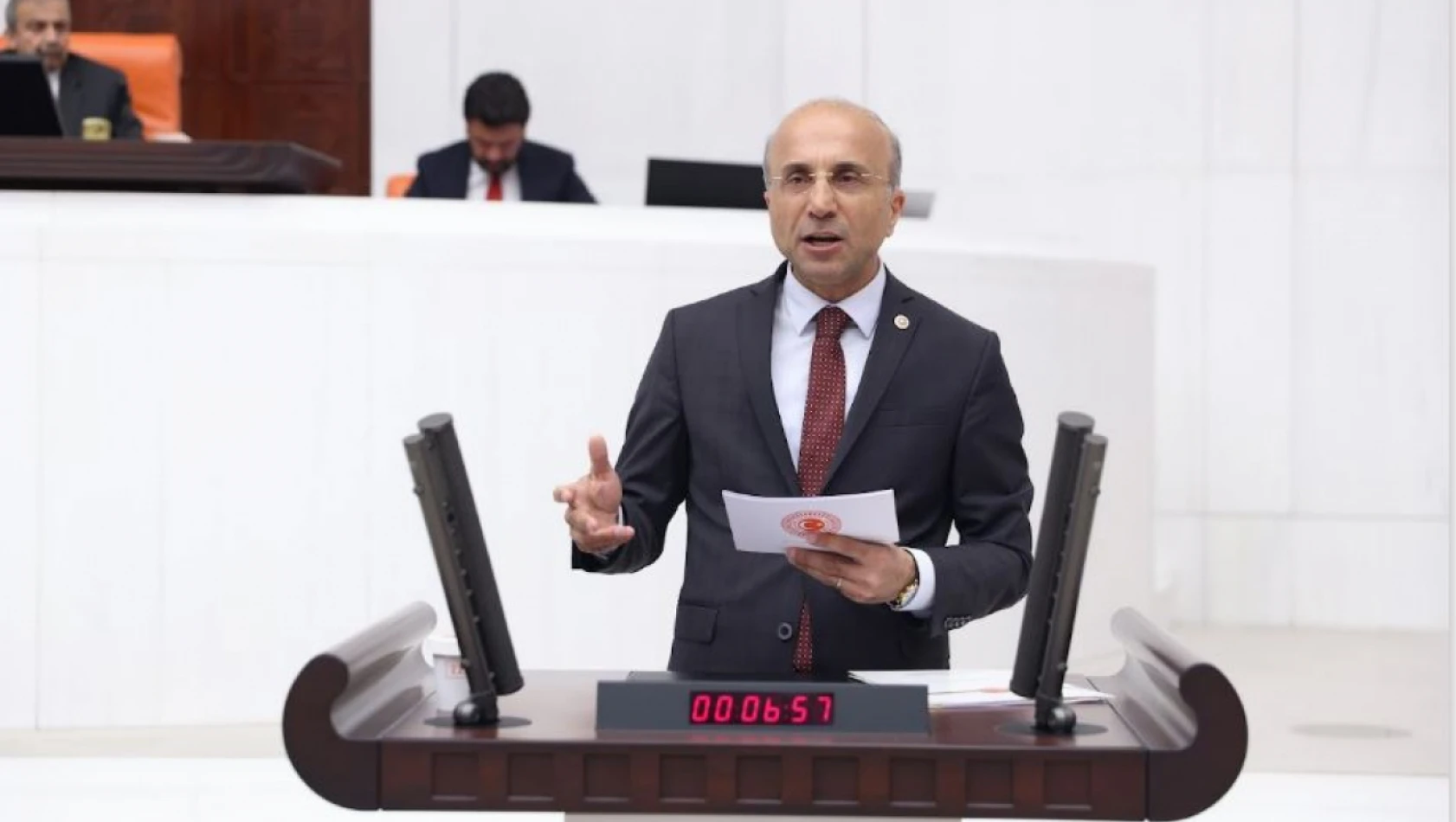 CHP'li İsim Çiftçinin ve Yerel Basının Sorunlarını Meclise Taşıdı