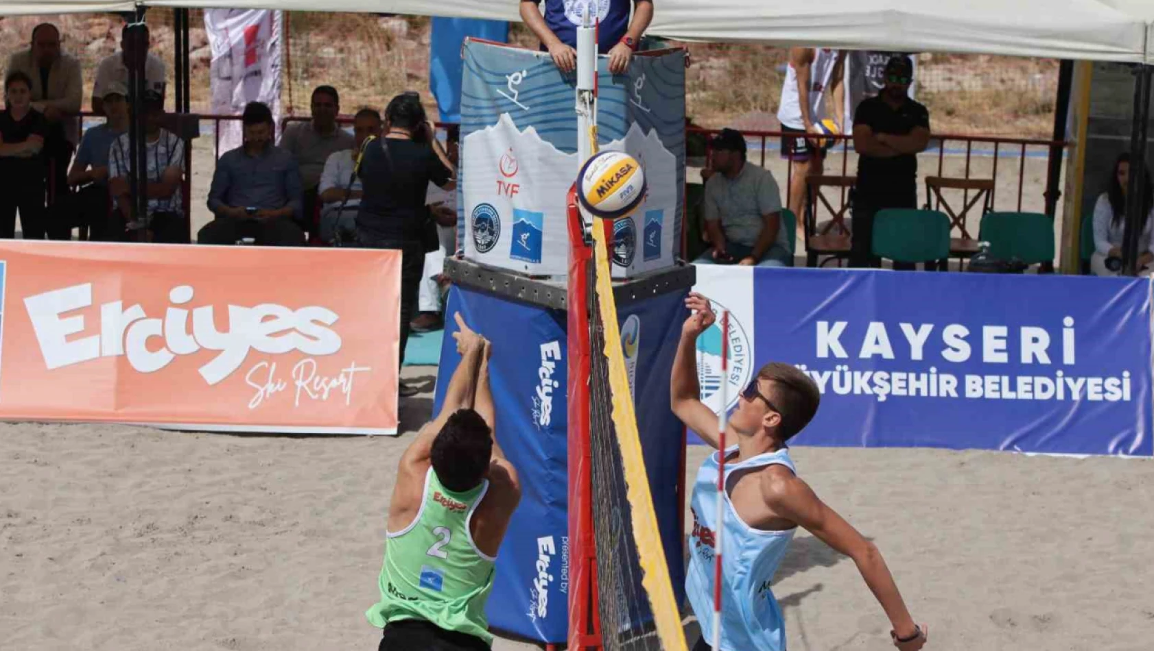 Erciyes'te Plaj Voleybolu Turnuvası başladı