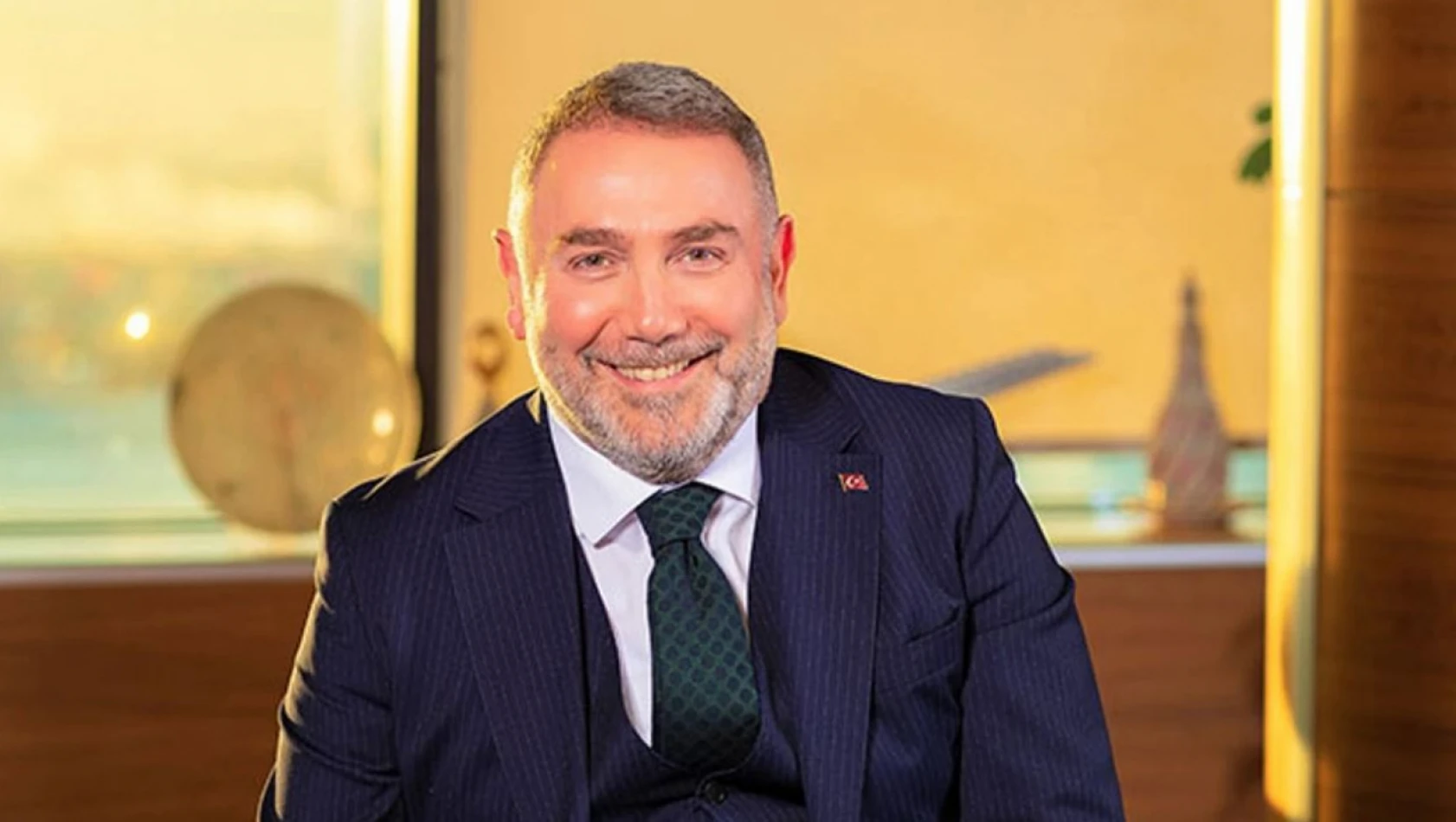 Erciyes Anadolu Holding CEO'sundan İş Arayanlara Cazip Teklif!