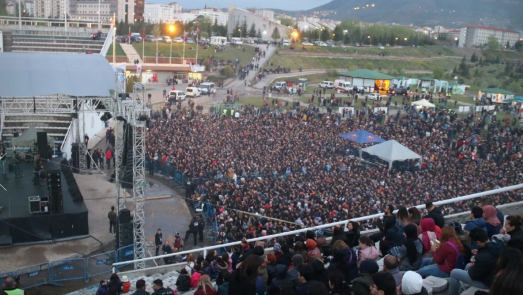 Erciyes Üniversitesi Bu Yıl Bahar Şenliği Düzenleyecek Mi?
