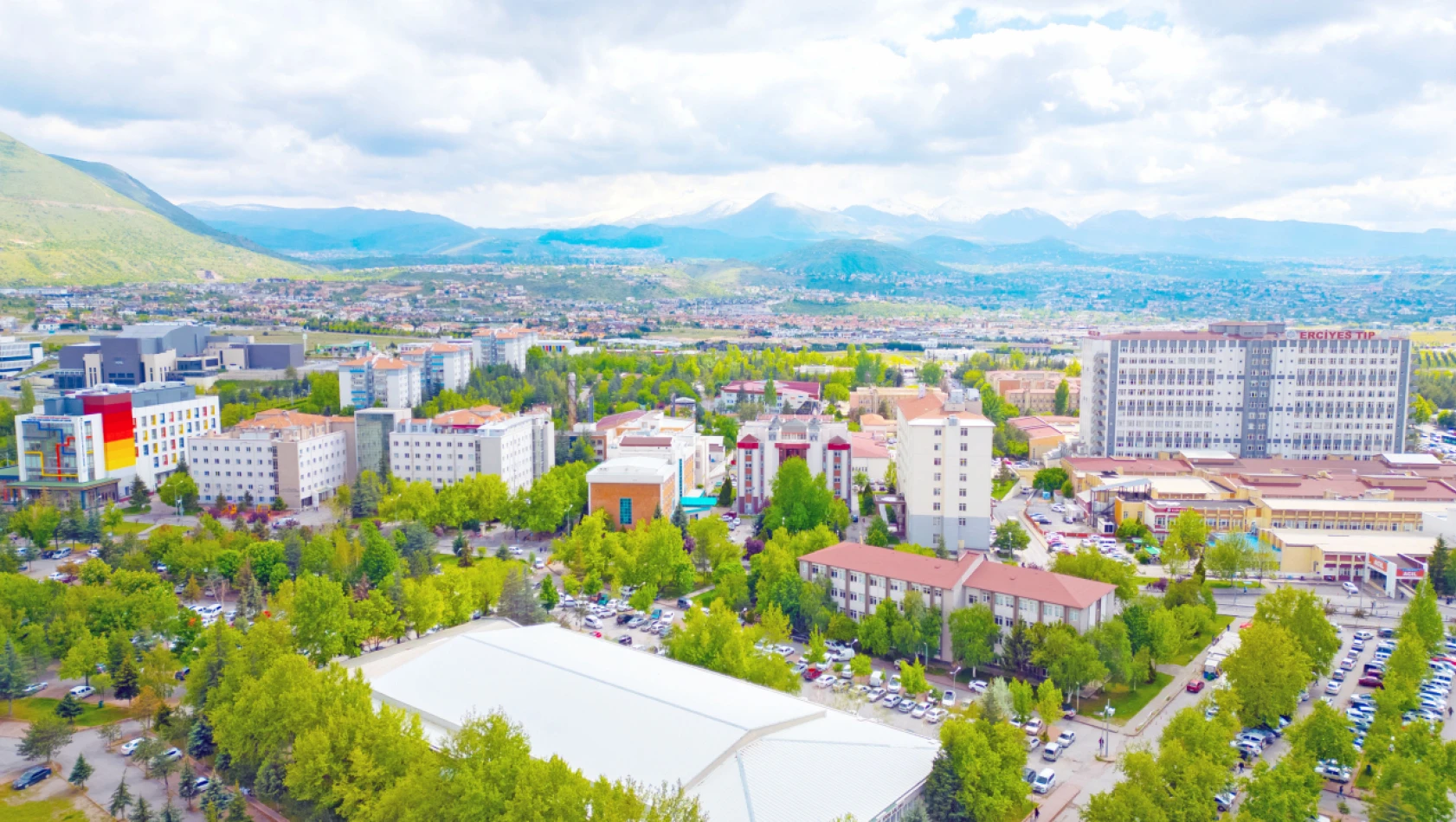 Erciyes Üniversitesi Dünyaya Açılıyor – Kayserililer Kazanıyor!