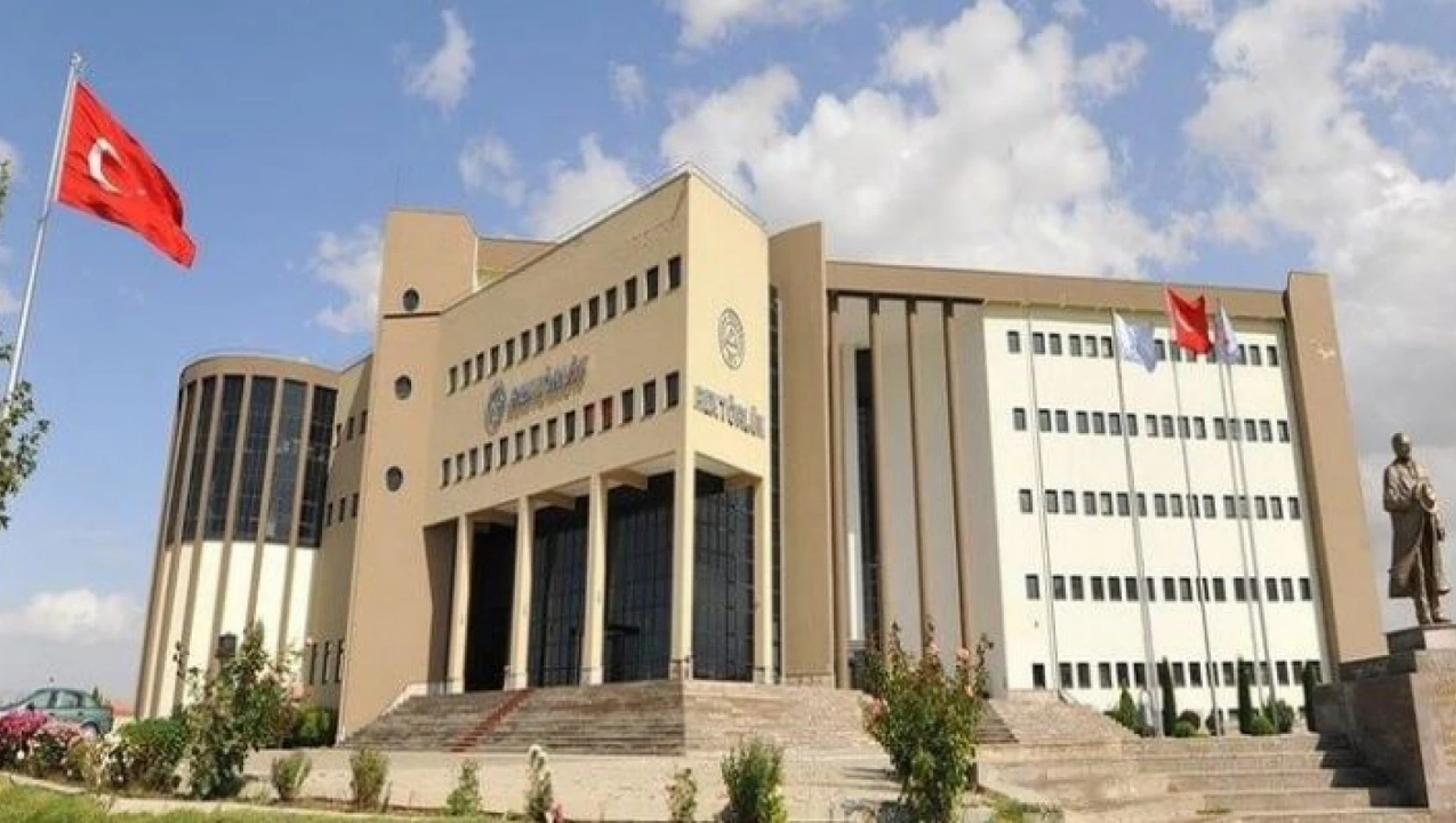Erciyes Üniversitesi'nden Zam