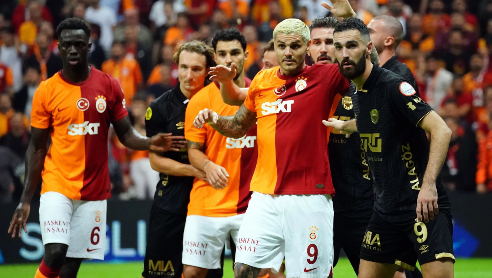 Galatasaray'ın Ankara'ya hareket etti