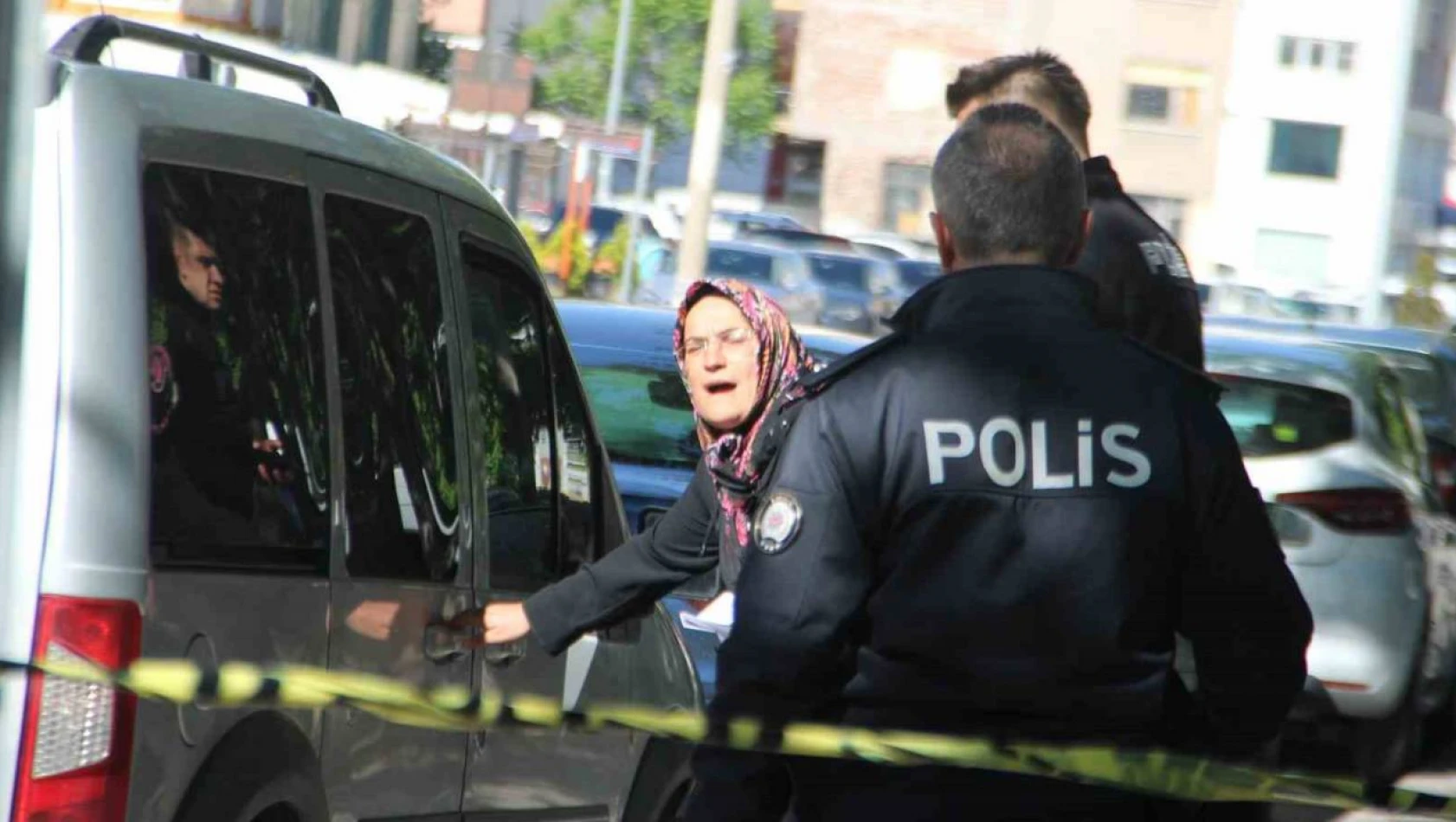 Kayseri'de Bomba Paniği: Çocuk Tehlikeyi Son Anda Atlattı!