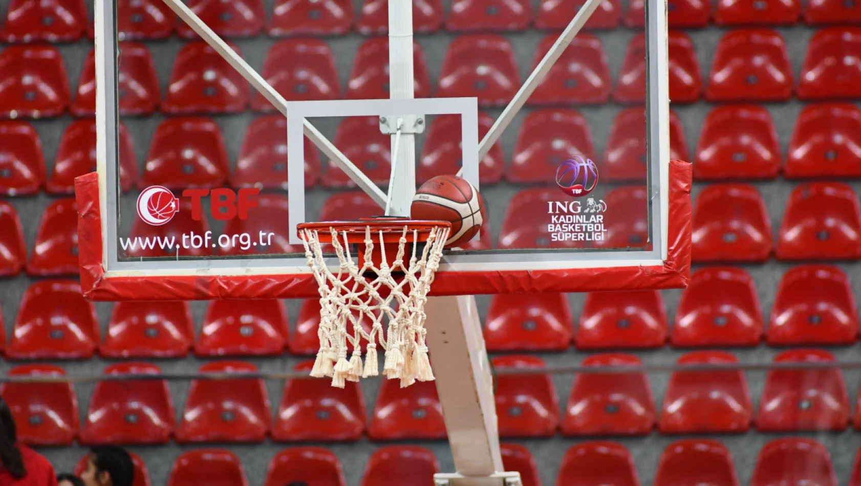 Kadınlar Basketbol Takımı 2 bin 352 sayı attı