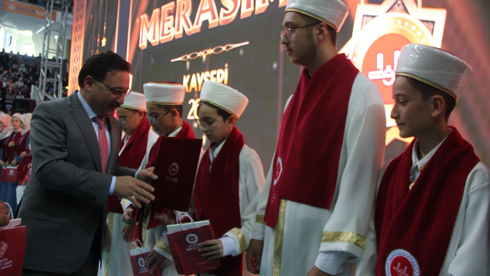 Kayseri'de hafızlık icazet töreni düzenlendi