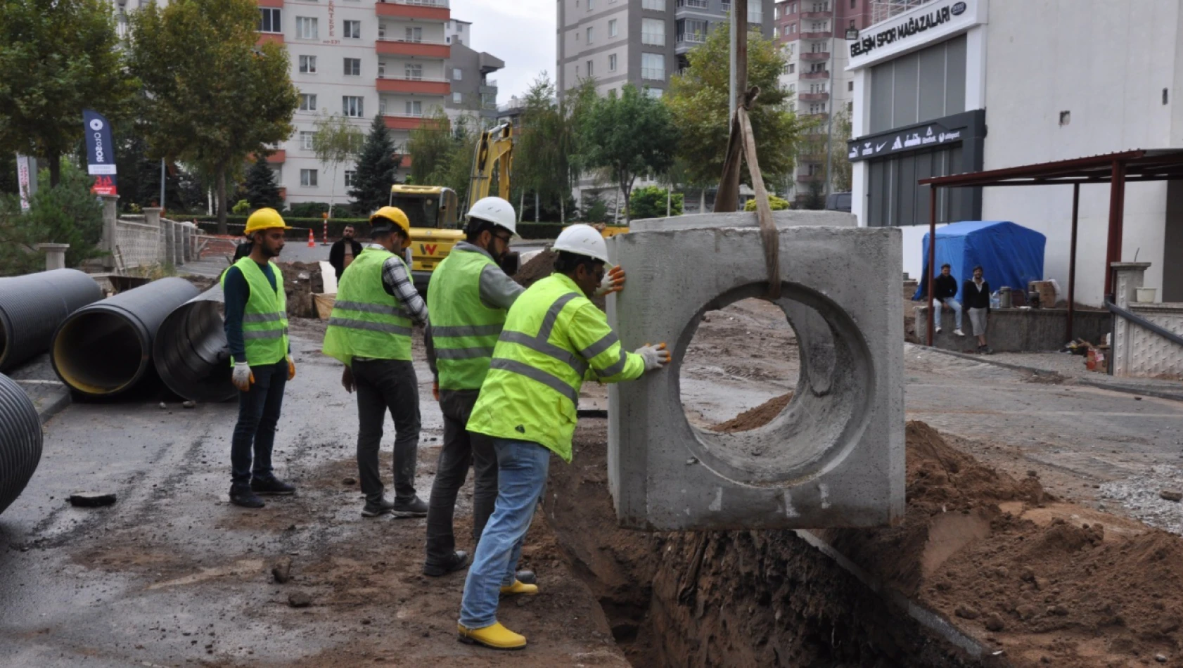 Kayseri'de milyon TL'lik altyapı çalışması...