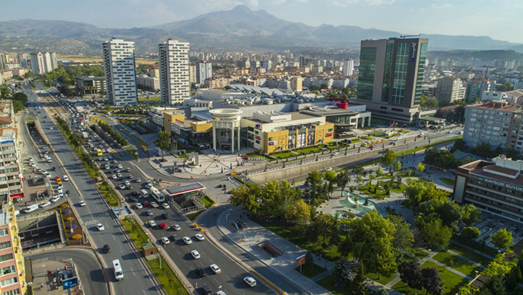 Kayseri'de Şaşırtan Görüntüler – Evlenmek İçin Bakın Ne Yaptı?