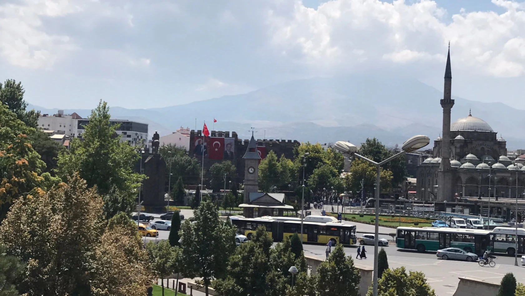 Kayseri'de Tepki Çeken O Görüntüler Yeniden Gündem Oldu!